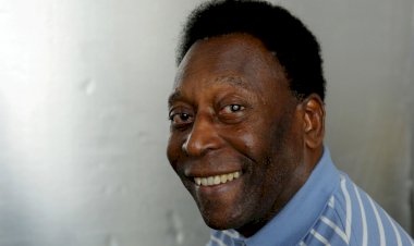 Pelé completa 82 anos; confira algumas das homenagens ao rei do futebol