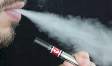 Diagnóstico de câncer por cigarro eletrônico ocorre mais cedo, aponta pesquisa