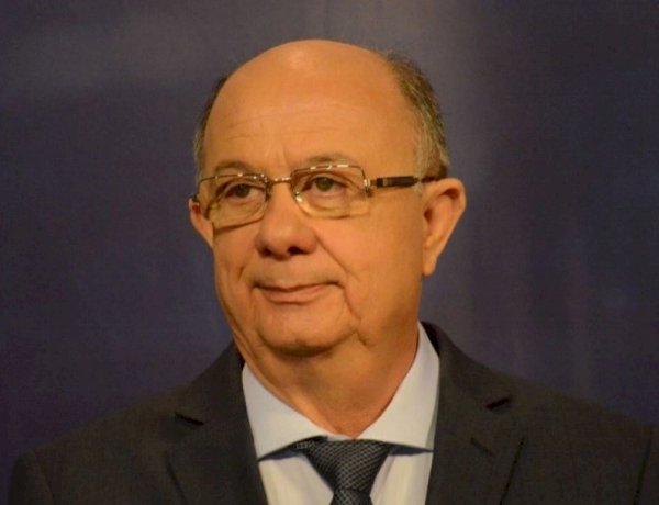 Feira: Juiz desbloqueia quase R$ 24 milhões de ex-prefeito em ação que apura fraude na Saúde